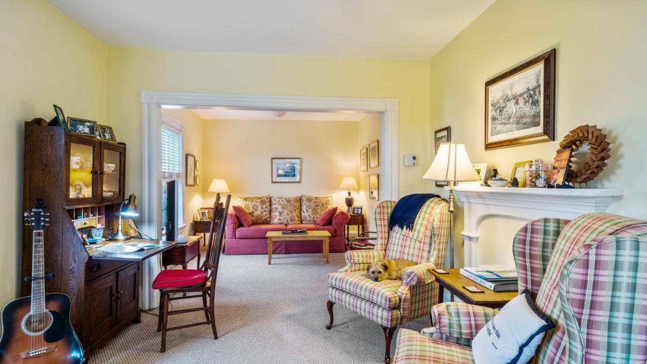Bayview Pines Country Inn B&B Mahone Bay Exteriör bild