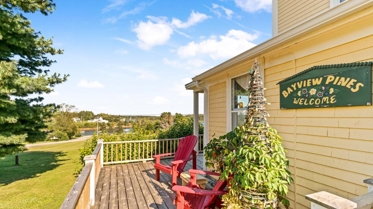 Bayview Pines Country Inn B&B Mahone Bay Exteriör bild